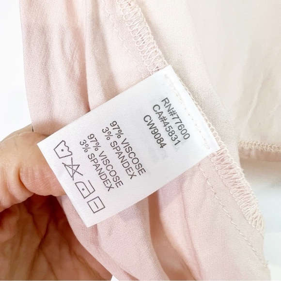 CHASER PALE PINK SILKY SHORT SLEEVE OPEN BACK TIE CROP BLOUSE WOMENS SZ XS - Picture 3 of 4